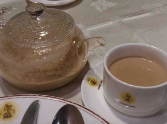 尼藏花园餐厅酒吧