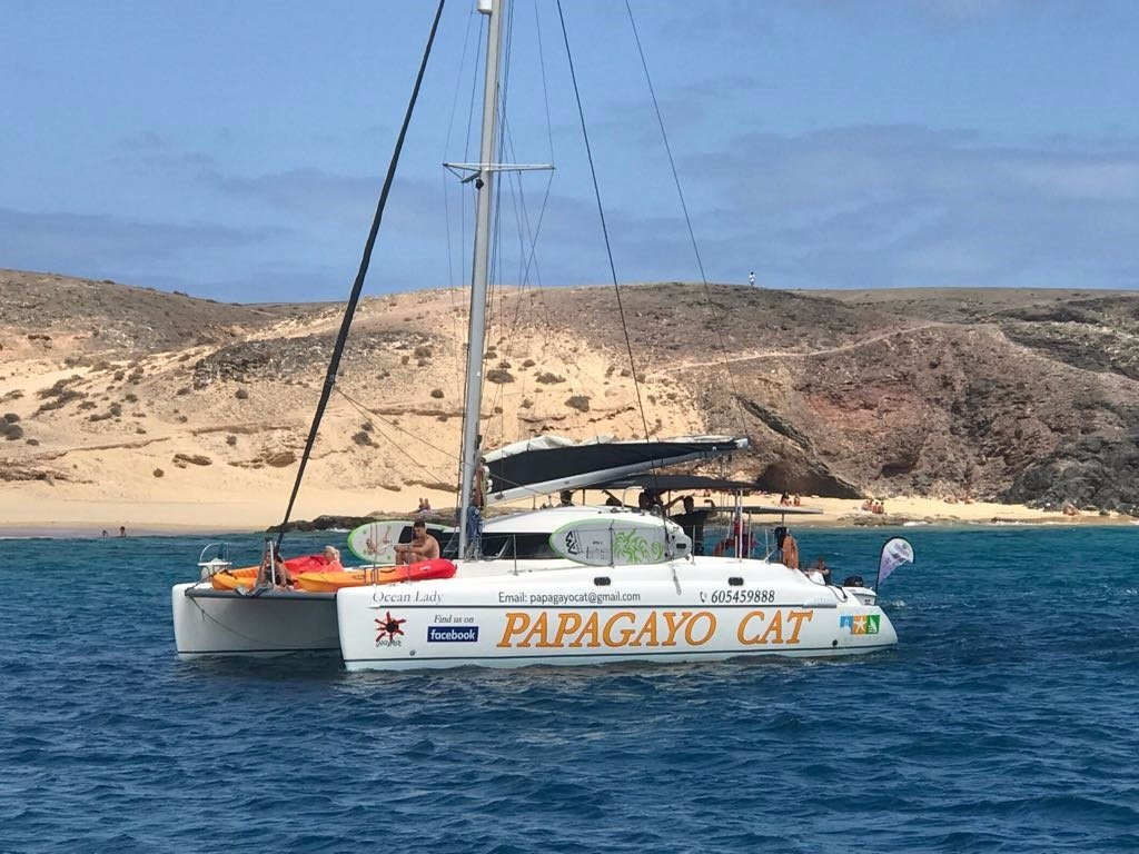 Papagayo Catamaran-布兰卡滩必去景点