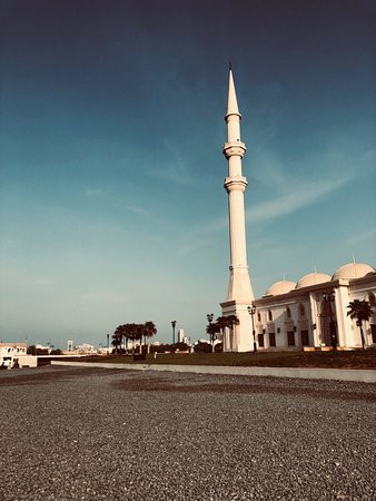 Sheikh Zayed Mosque - Fujairah景点图片