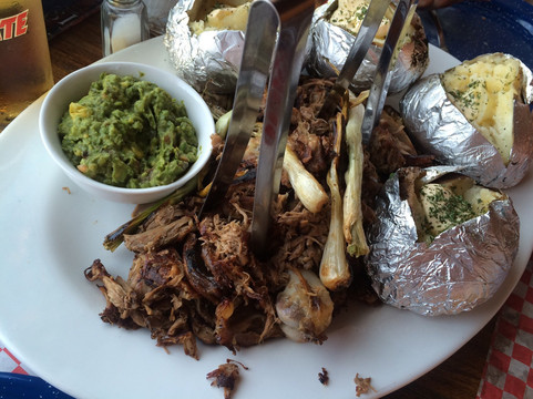 Samalayuca餐馆和美食-La Sotolera