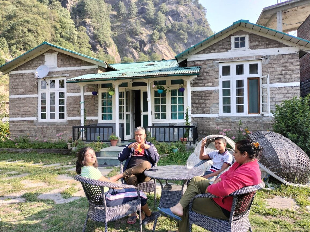 Peaceful Place to Stay in Manali