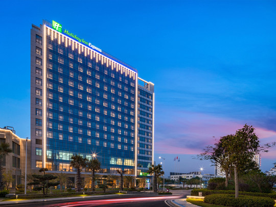 北海银滩智选假日酒店主图