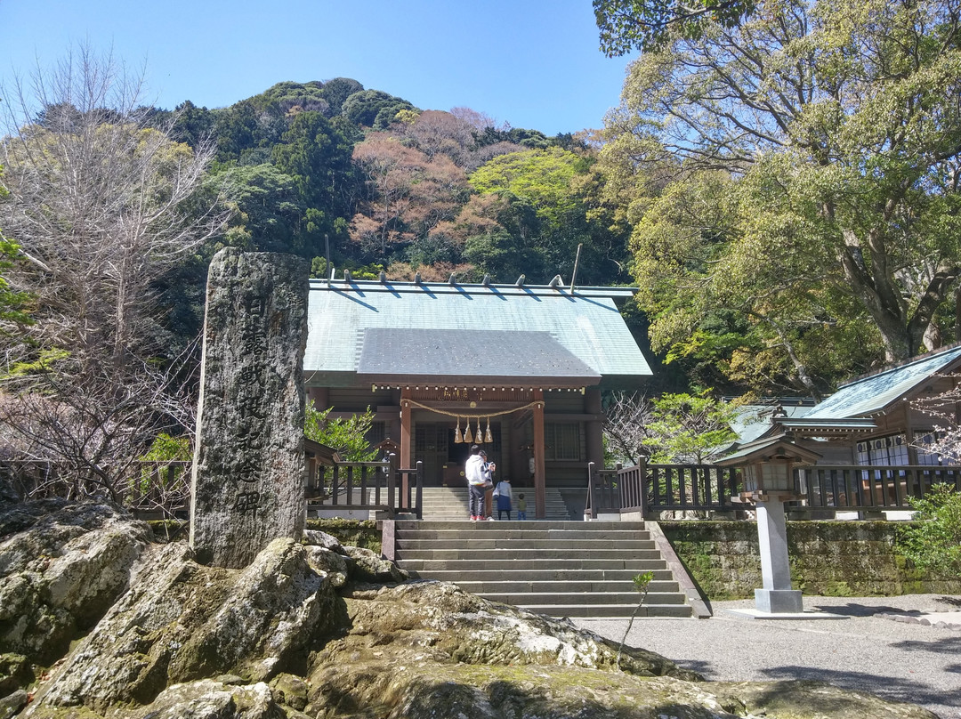 Awa Jinja