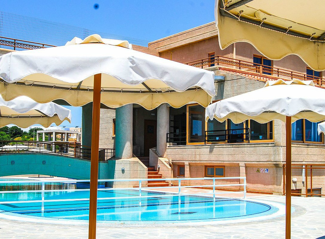 Ledras Beach Hotel主图