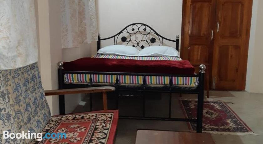 Chauhans Homestay By StayApart