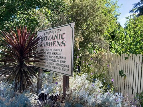 Botanical Gardens-坎普尔顿必去景点