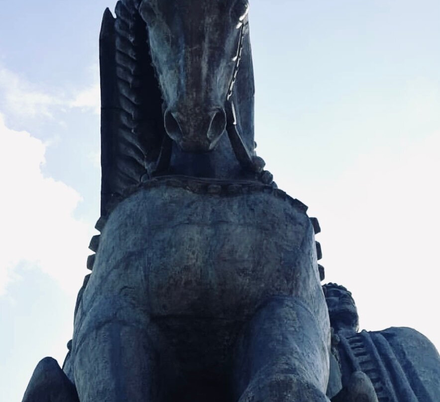 Monument In Memory of the Ledovoye Battle景点图片