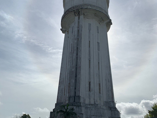 Jermaine's taxi and tours-拿骚必去景点