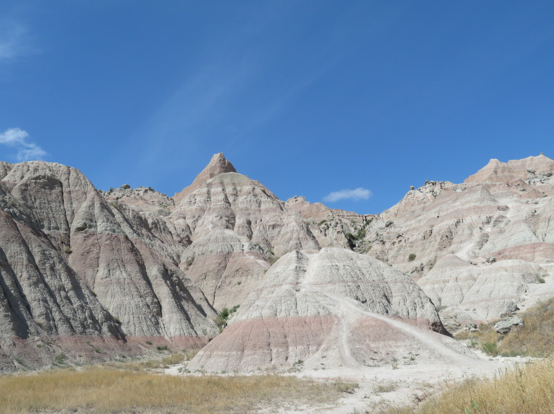 Saddle Pass Trail景点图片