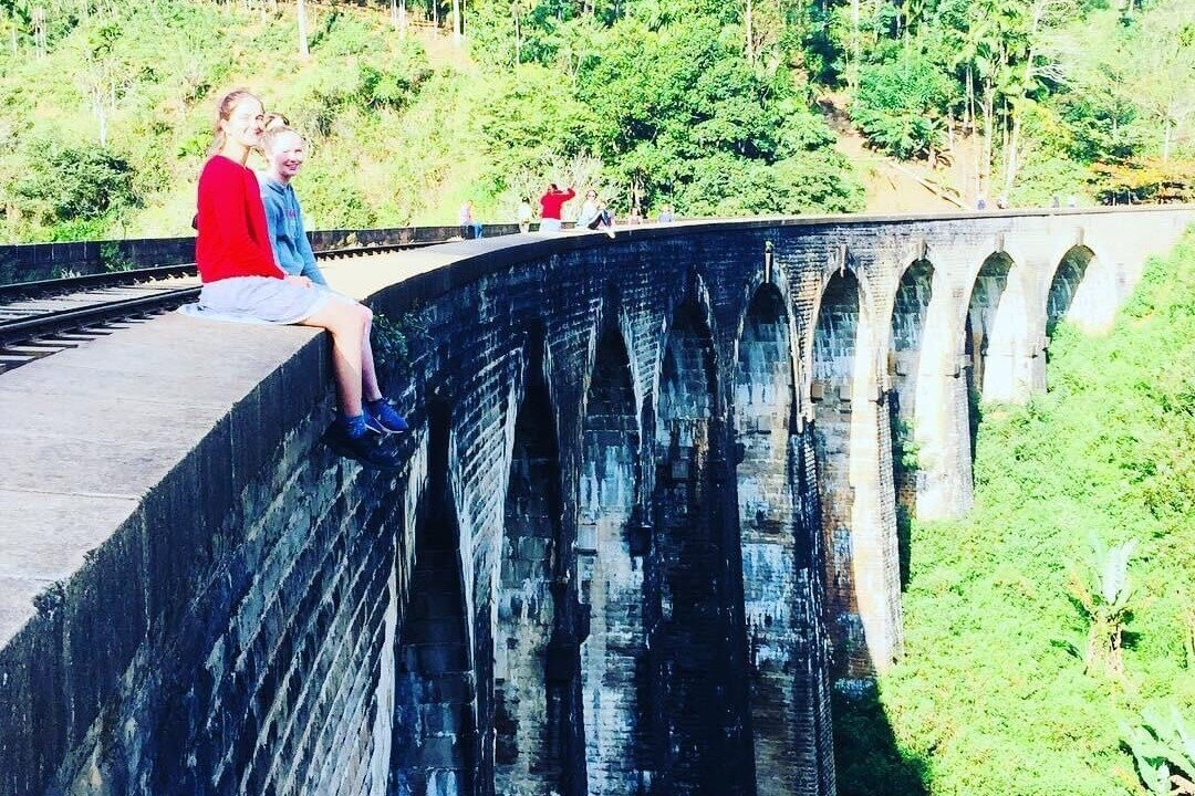 SkyWide Travels & Tours-奴娃拉伊利雅必去景点