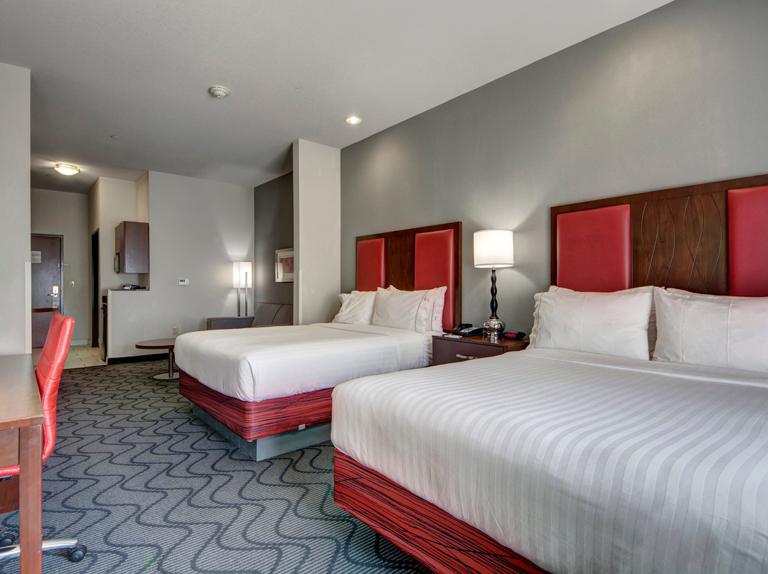 Holiday Inn Express & Suites Oklahoma City North By IHG主图