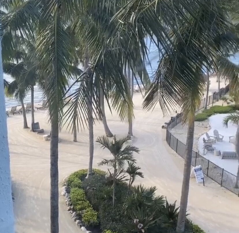 伊斯拉摩拉希尔顿恒庭旅馆&套房酒店主图