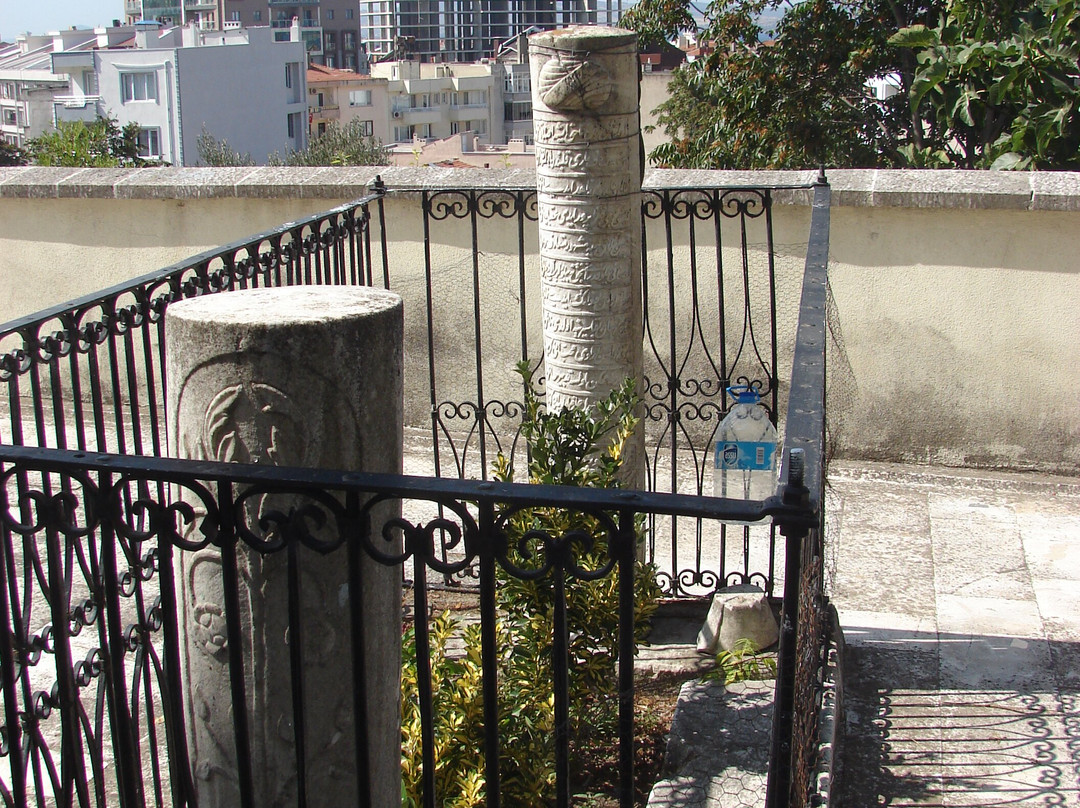 Hadimi Mustafa Rahmi Efendi Kabri-Lepseki必去景点