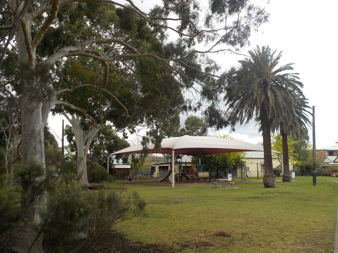 Holden Byrne Reserve-菲茨罗伊必去景点