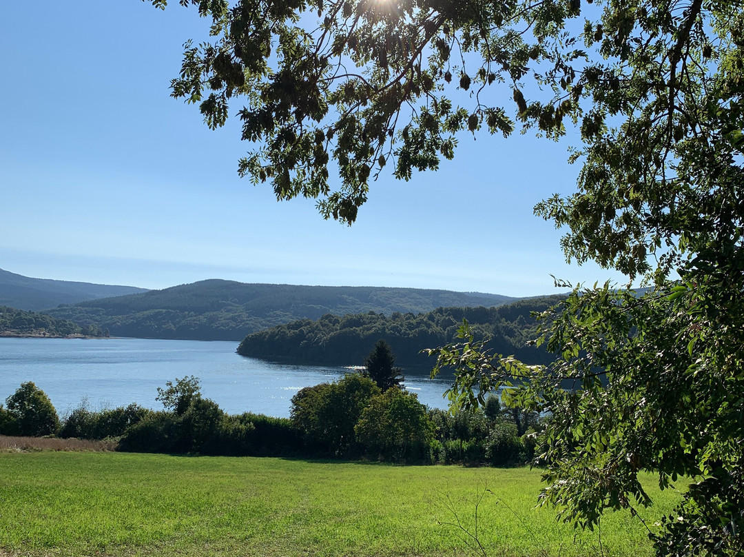 Base de Loisirs du Laouzas-Nages必去景点
