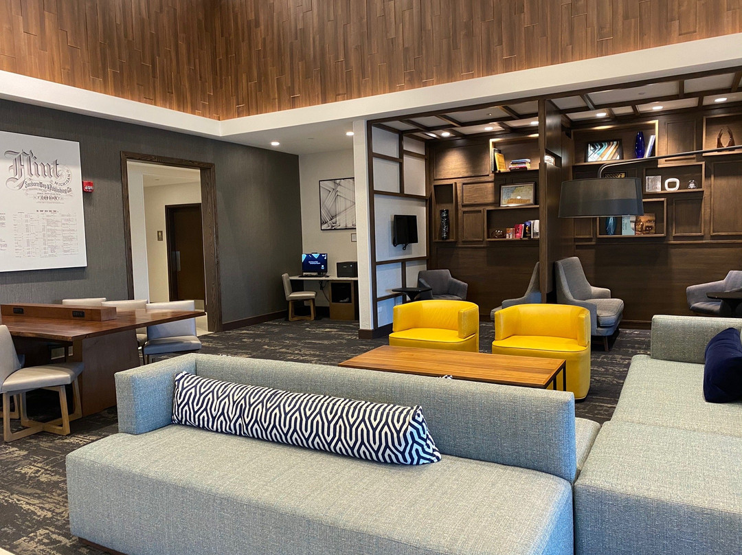 Hyatt Place Flint / Grand Blanc主图