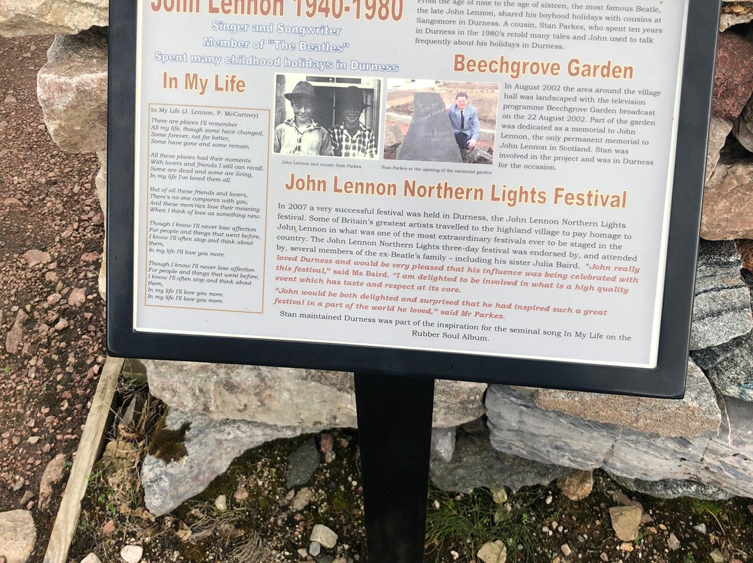 John Lennon Memorial Garden景点图片