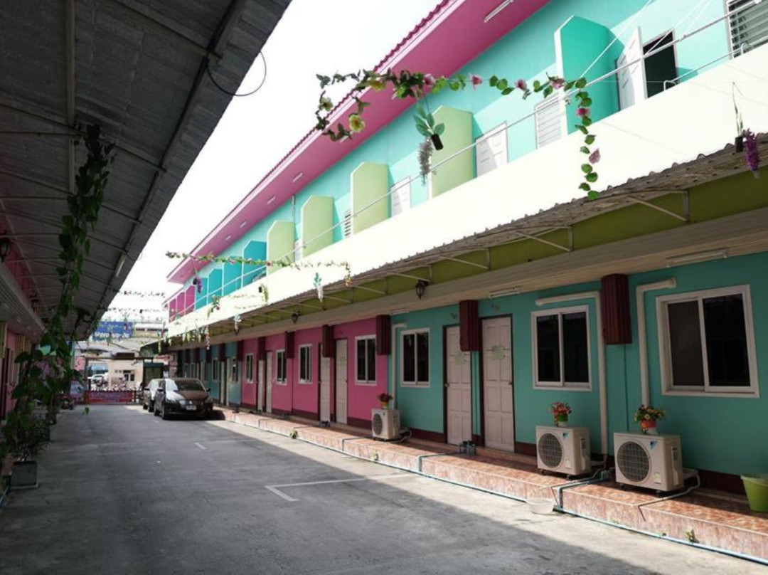 The Richy Grand主图