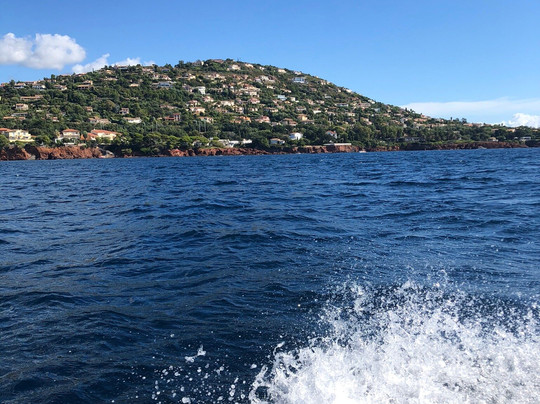 Bateauloc-Agay必去景点