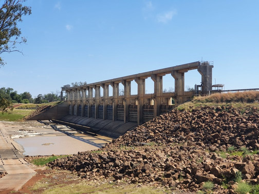 EJ Beardmore Dam-St George必去景点
