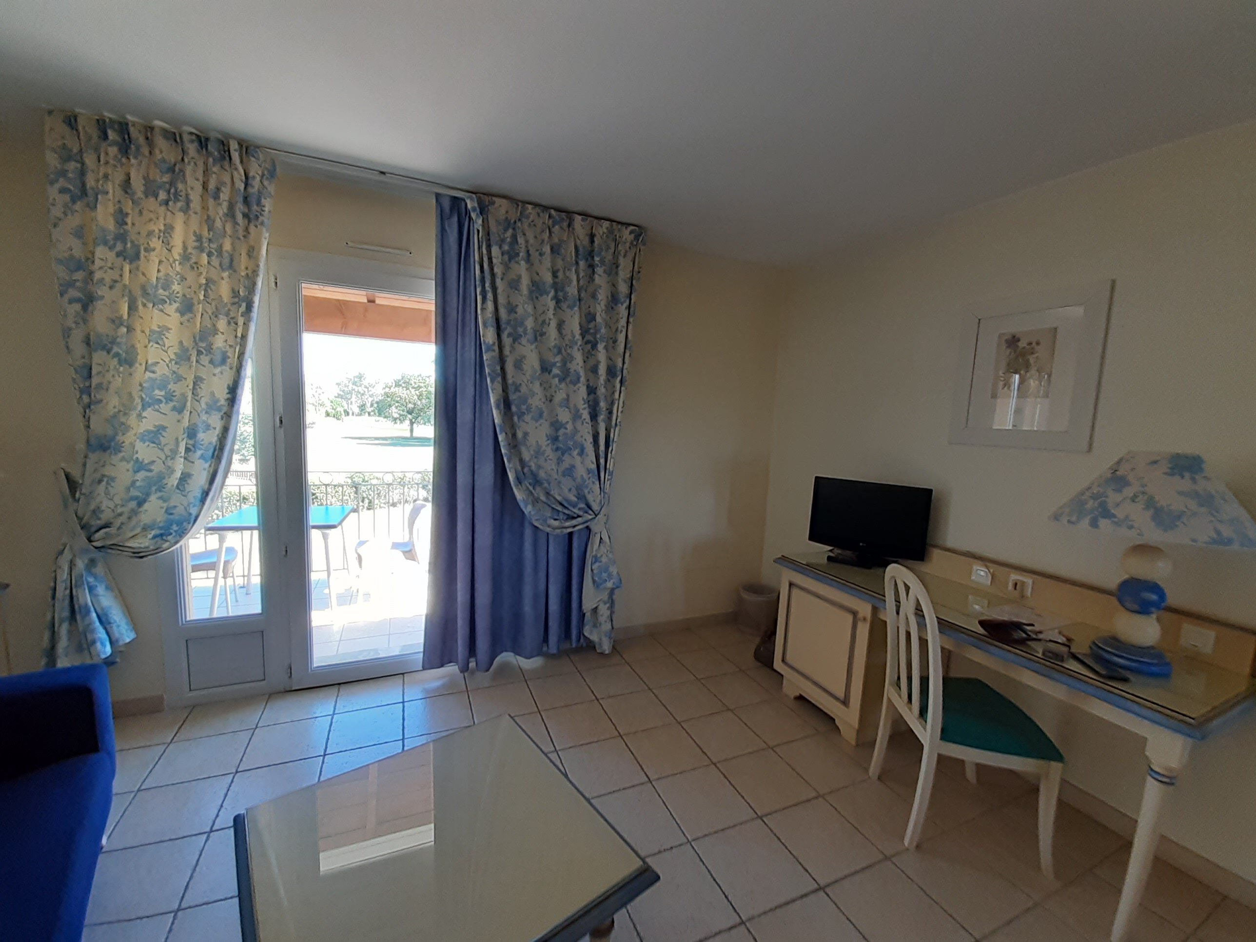 渣油格兰德阿维农高尔夫酒店-餐饮