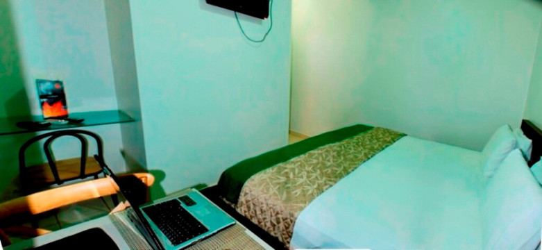 Vancouver Hotel主图