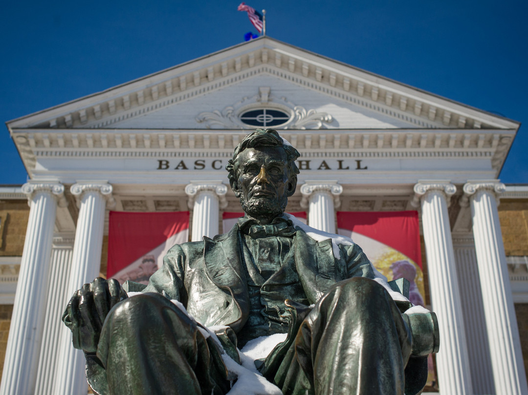 Holiday Inn Express & Suites Madison Central By IHG主图