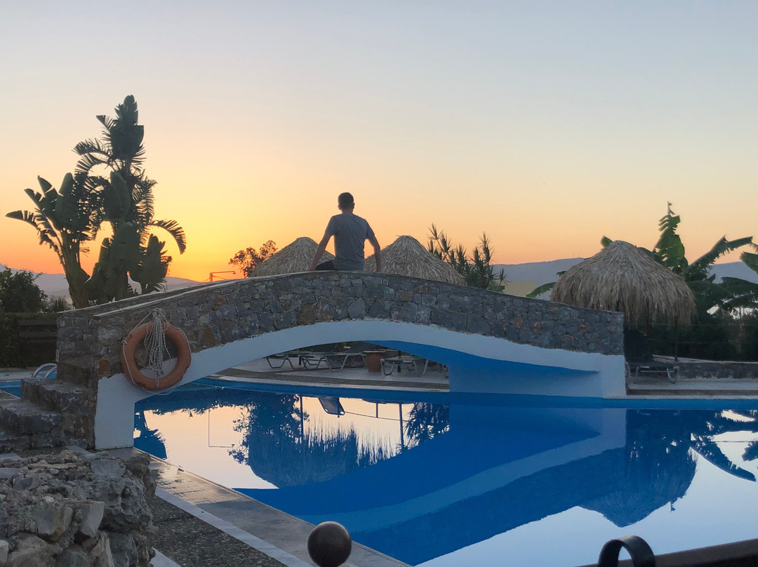 Poledas Apartments主图