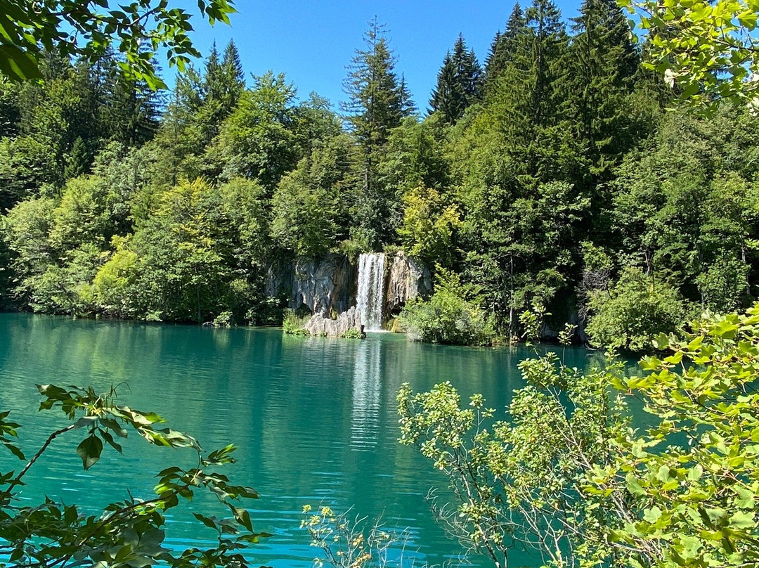 里卡别墅酒店主图