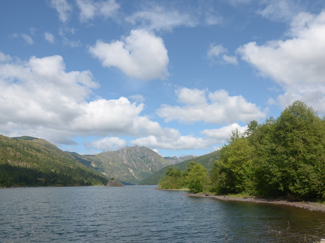 Coldwater Lake景点图片