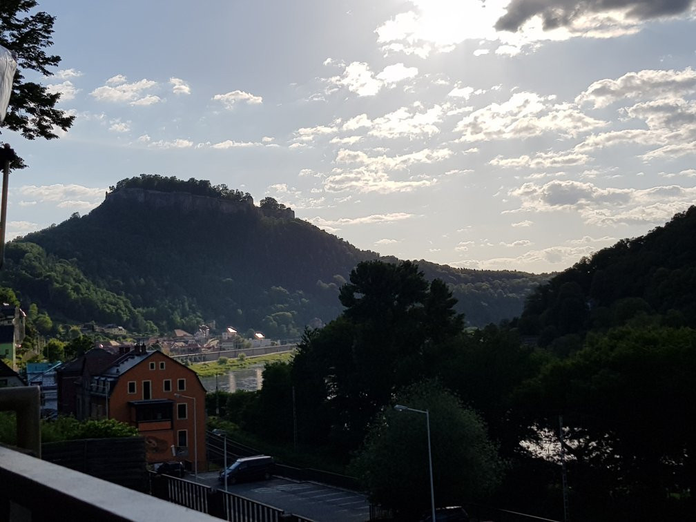 林登霍夫酒店主图