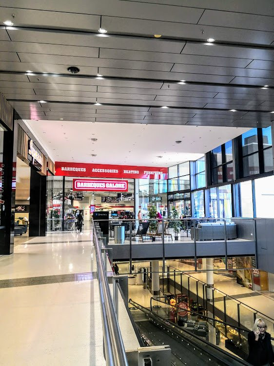 Belrose Super Centre景点图片