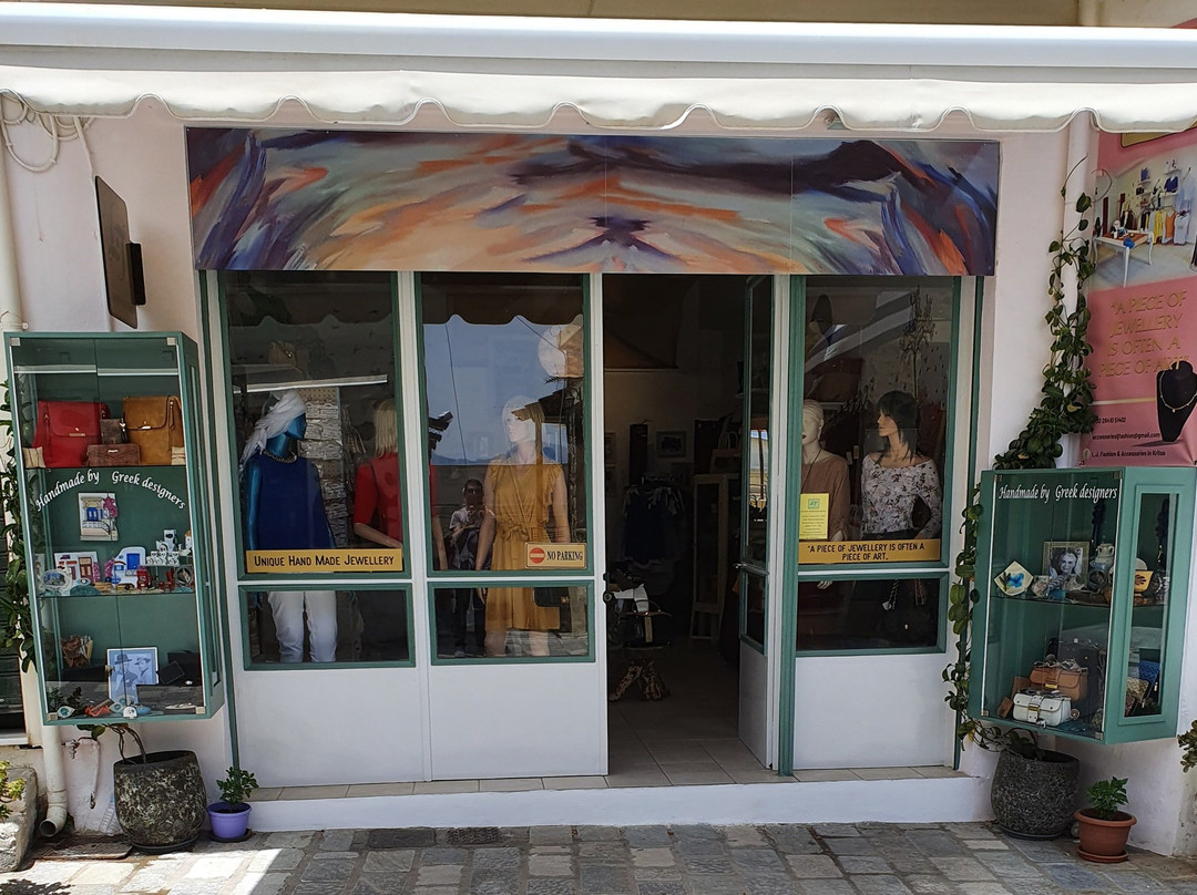 Jennys Shop Fashion & Accessories In Kritsa景点图片