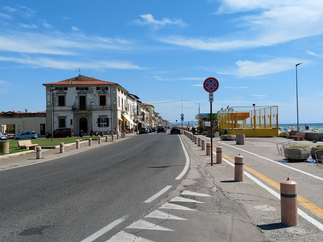 Scogli Marina di Pisa-Marina di Pisa必去景点
