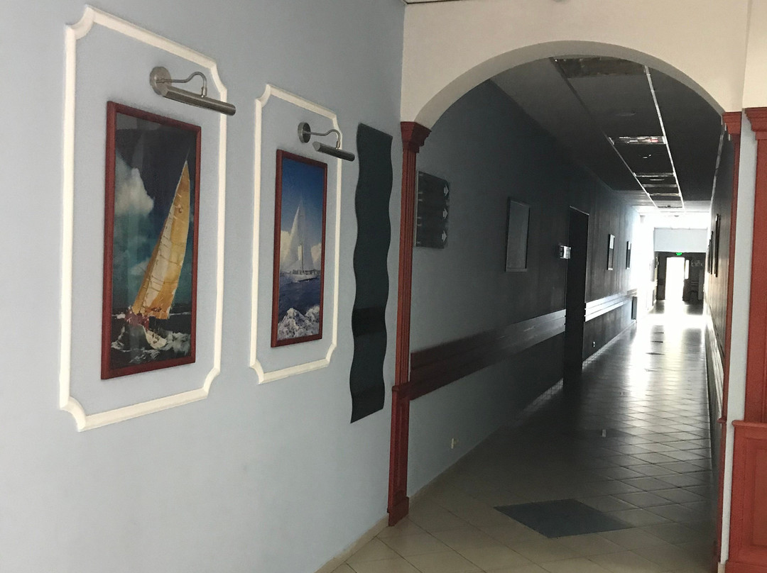 Novy Bereg Hotel Yacht Club主图