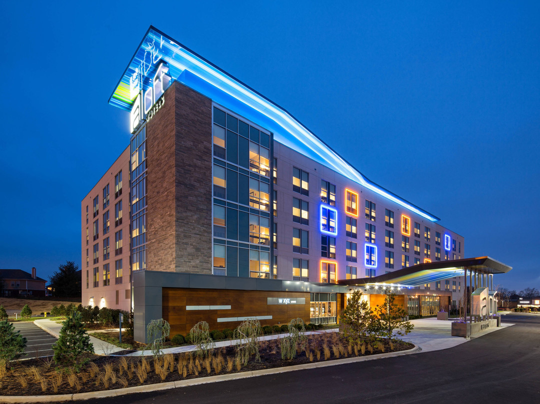 Aloft Louisville East主图