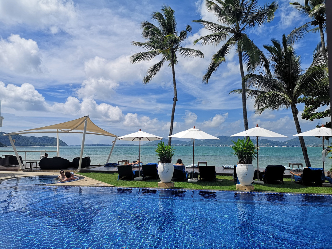 Ko Lon酒店住宿-云19海滩度假酒店