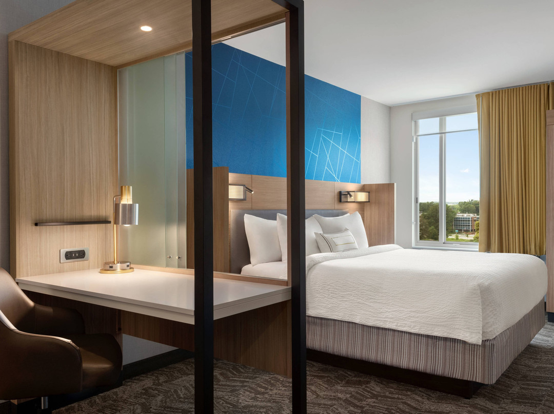 密尔沃基西区/沃瓦托萨SpringHill Suites酒店主图