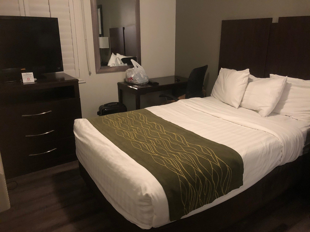 Hi View Inn & Suites主图