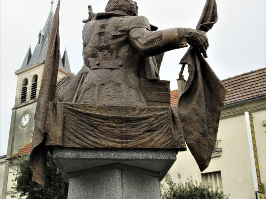 Statue de Jean Jaures-Pierrefitte-sur-Seine必去景点