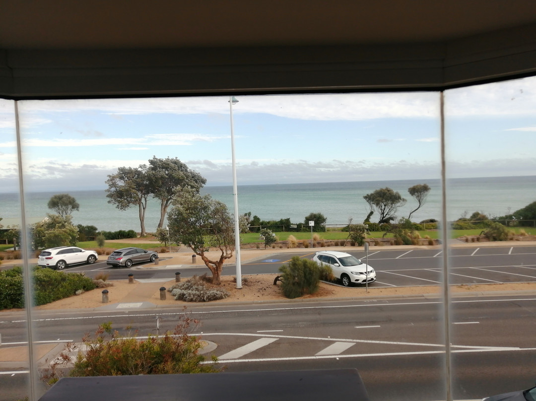 Stella's Dromana Hotel主图