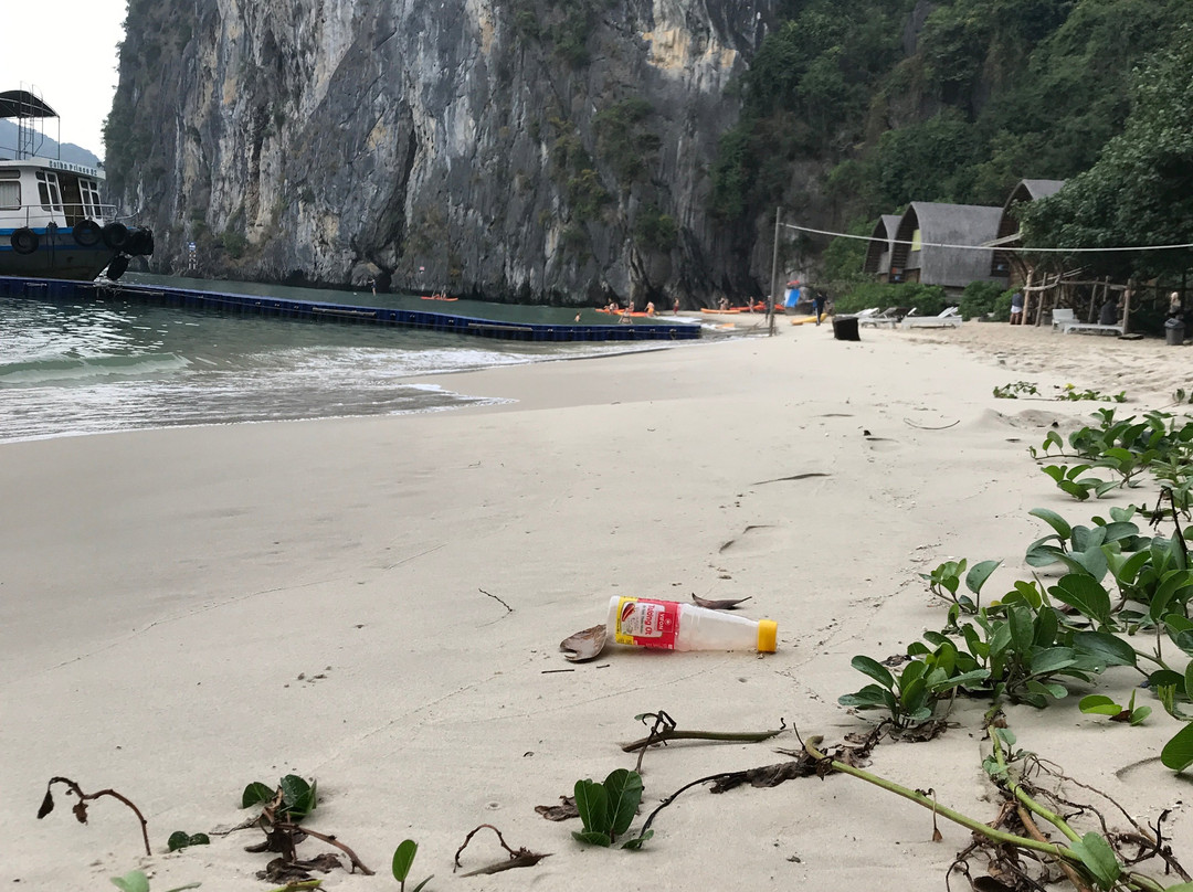 Castaway Island-下龙湾必去景点