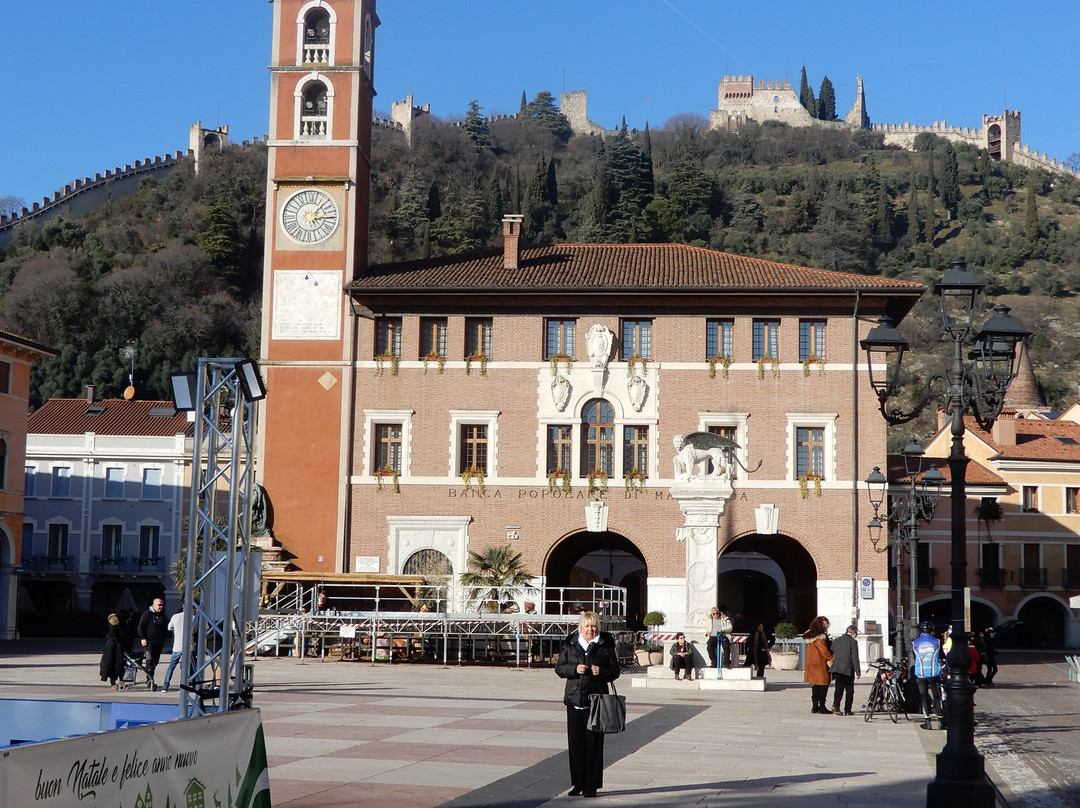 Piazza Degli Scacchi景点图片