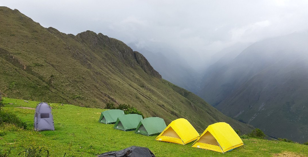Mirador de Wayra Punku-Pinchollo必去景点