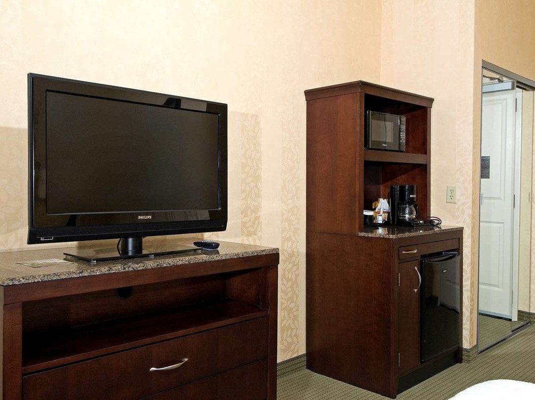 芒特霍利/西安普敦希尔顿花园旅馆主图