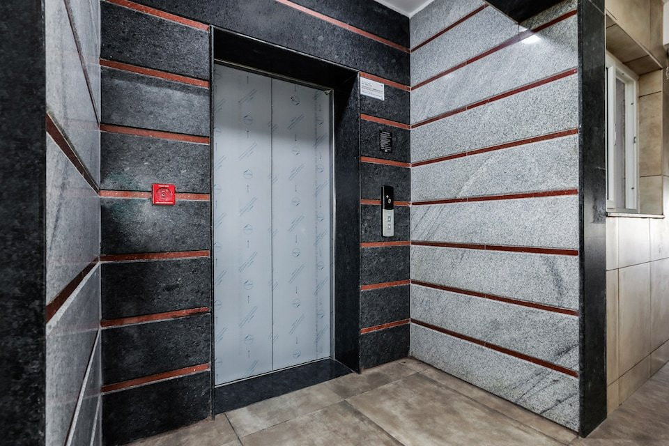 The Red Lotus Premium主图