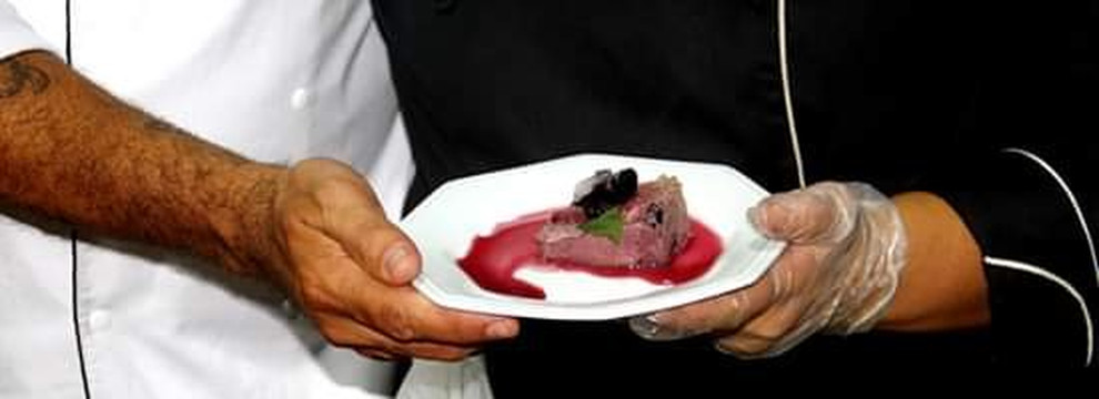 Praca Melo Viana-Sabara必去景点