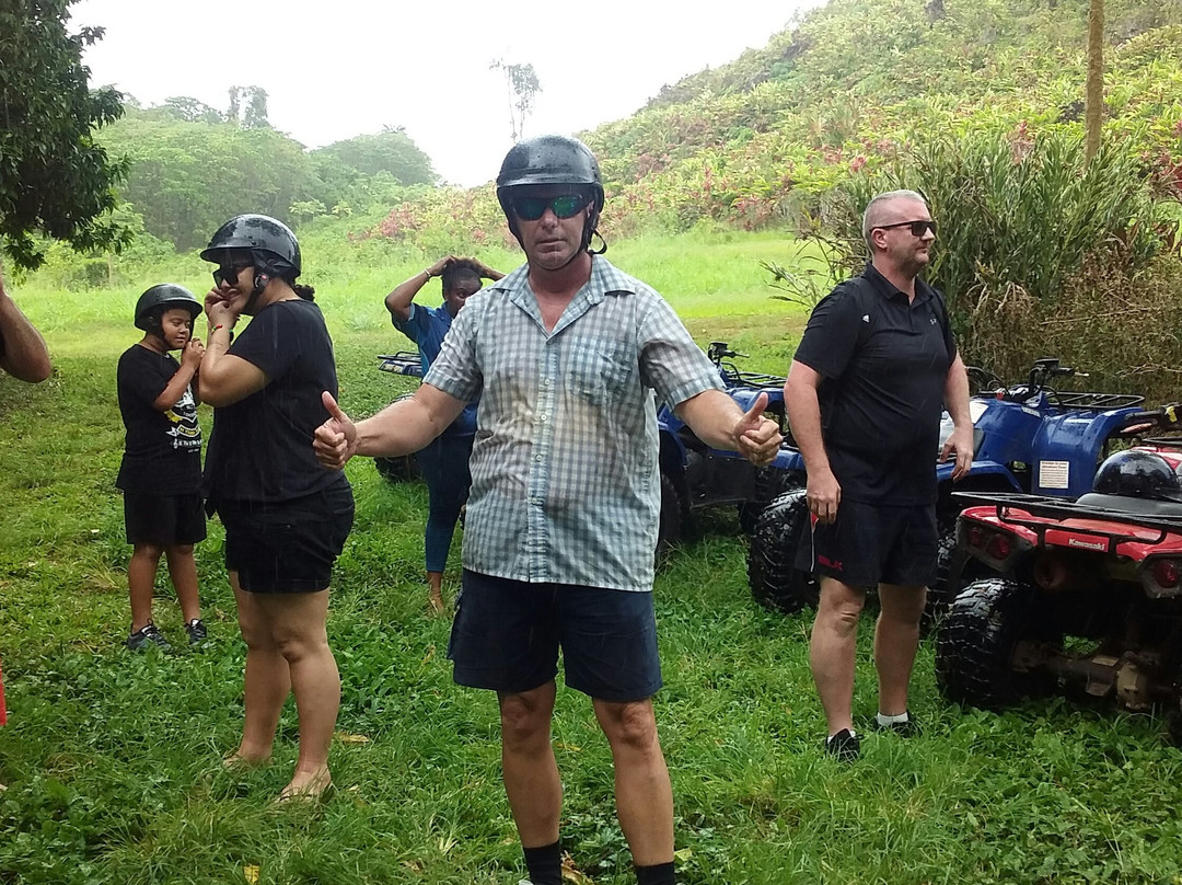 Adventure Quad Tours-维拉港必去景点