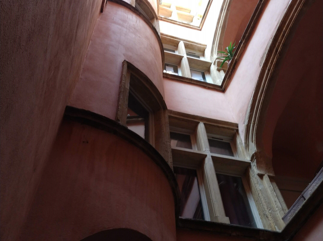 Traboules - Hotel Cour des Loges-里昂必去景点