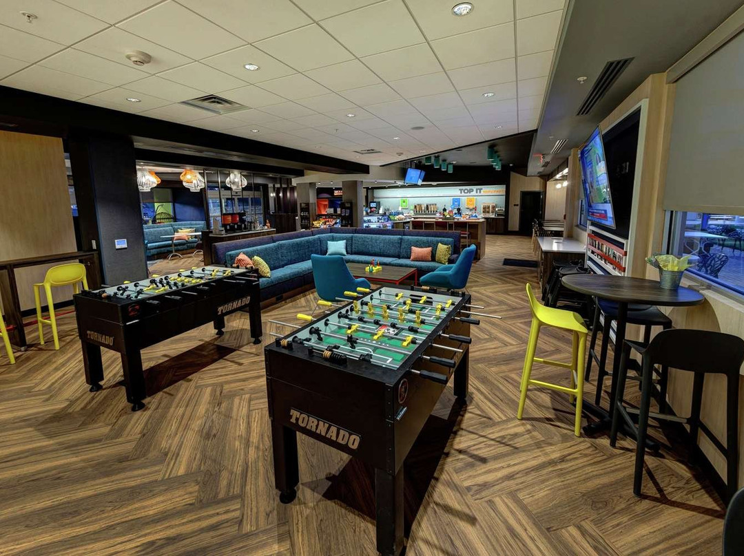 乔治敦希尔顿Tru酒店主图